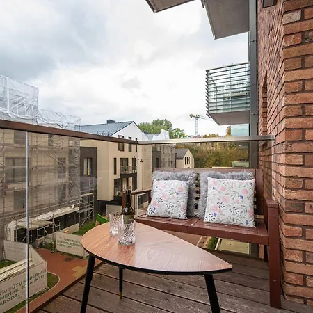 Cohost I Lovely W-balcony And Garage Prkg, By The River Walk Vilnius